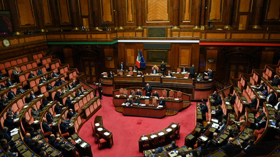 Riammessi 12 emendamenti al Milleproroghe, non c'&egrave; il condono edilizio