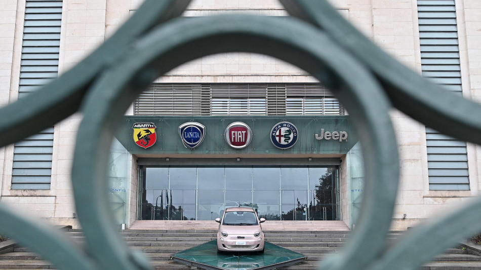 Stellantis pesa in Borsa (-8%), gi&ugrave; anche Renault (-2,5%)