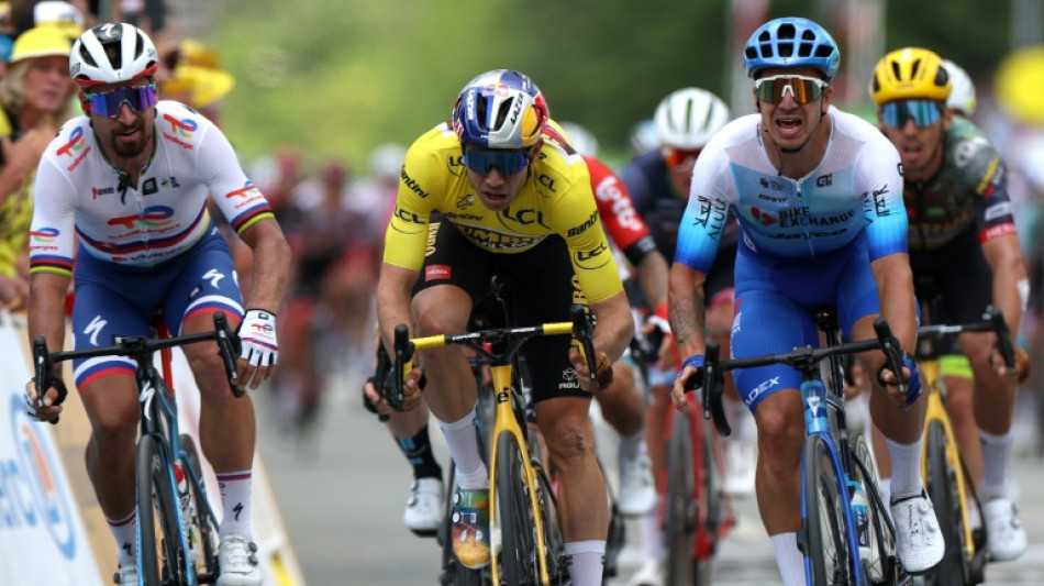 Tour de France: la 3e étape pour Groenewegen, van Aert toujours en jaune