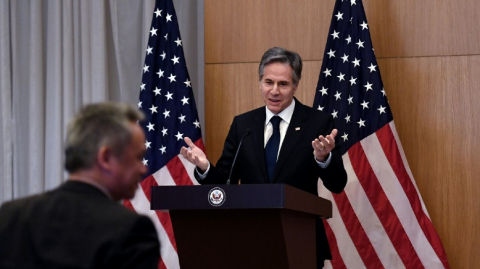 Blinken insta a Uzbekist&aacute;n a "respetar las libertades fundamentales"