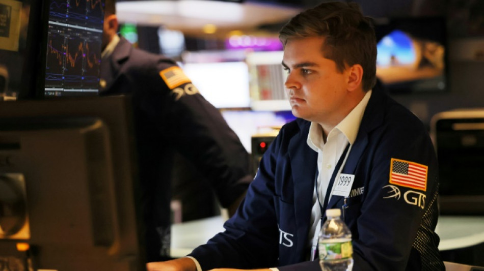 Wall Street en ordre dispers&eacute;, le climat reste attentiste
