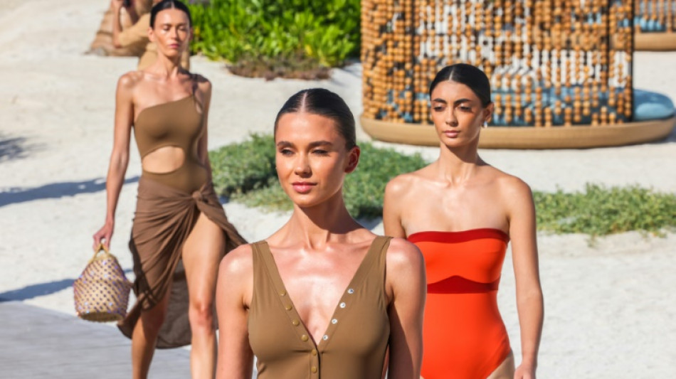 'Momento hist&oacute;rico': primeiro desfile de mai&ocirc;s na Ar&aacute;bia Saudita 