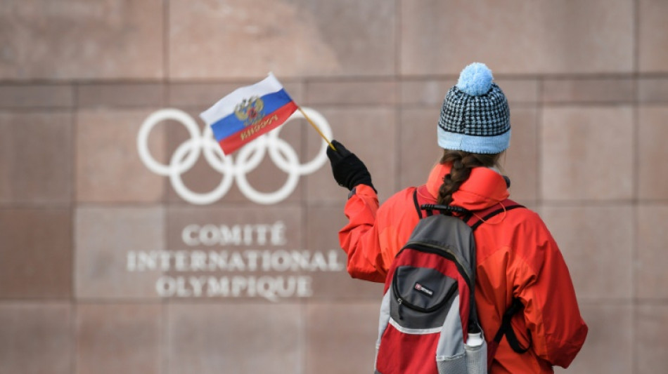 Russian Olympic chief says athletes must compete without restrictions