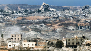 La Defensa Civil de Gaza anuncia 30 muertos por bombardeos israelíes