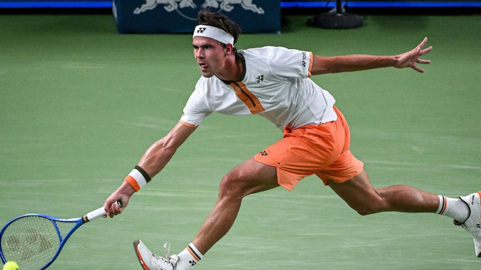 Altmaier überrascht in Paris