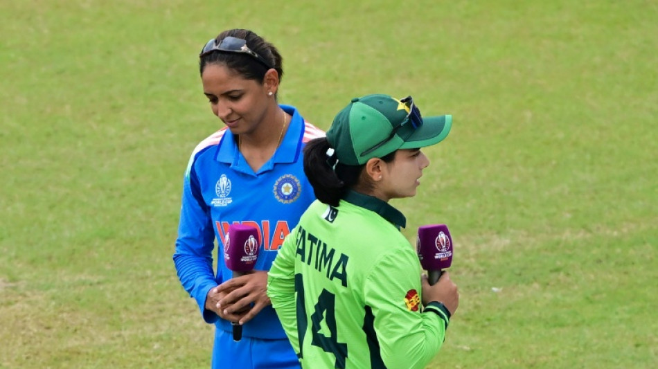 No handshakes again as India, Pakistan meet at Women's World Cup