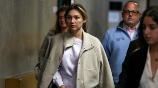 Una exactriz da un emotivo testimonio en el nuevo juicio por violaci&oacute;n contra Weinstein