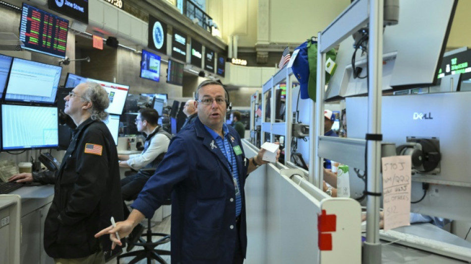 Les Bourses en hausse gr&acirc;ce &agrave; un r&eacute;pit dans l'envol&eacute;e des taux