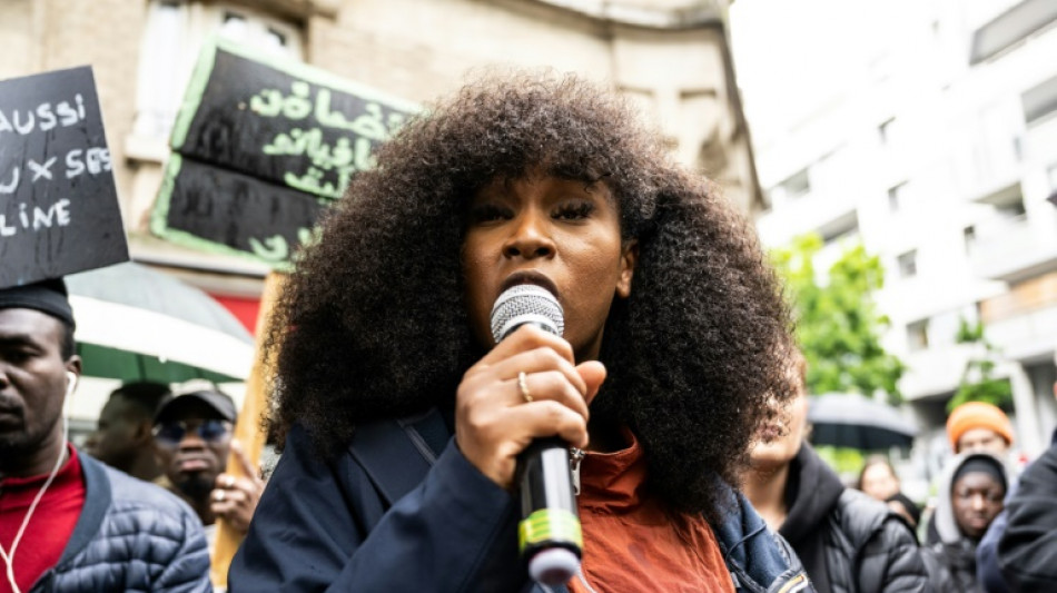 Marches en France contre les violences polici&egrave;res, au moins 2.000 personnes &agrave; Paris malgr&eacute; l'interdiction