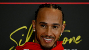 Hamilton cools fans Ferrari fervour&nbsp;&nbsp;
