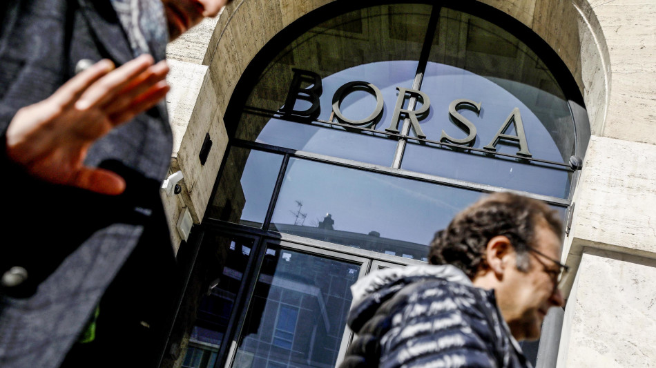 Borsa: Europa debole sui timori per l'Ai, bene i future Usa