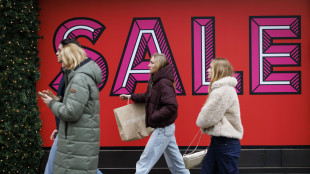 Al via i saldi, abbigliamento e calzature i pi&ugrave; gettonati