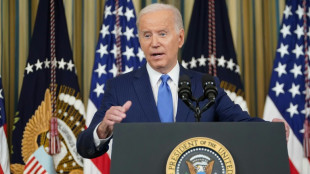 Elections de mi-mandat: Joe Biden, combatif, salue un "bon jour pour la d&eacute;mocratie"