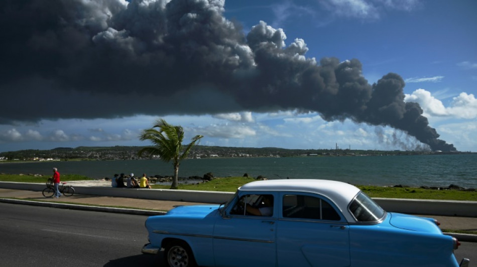 Cuba appelle &agrave; l'aide, confront&eacute; au gigantesque incendie d'un d&eacute;p&ocirc;t p&eacute;trolier