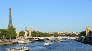 Macron promete Rio Sena "limpo" at&eacute; os Jogos Ol&iacute;mpicos de Paris-2024