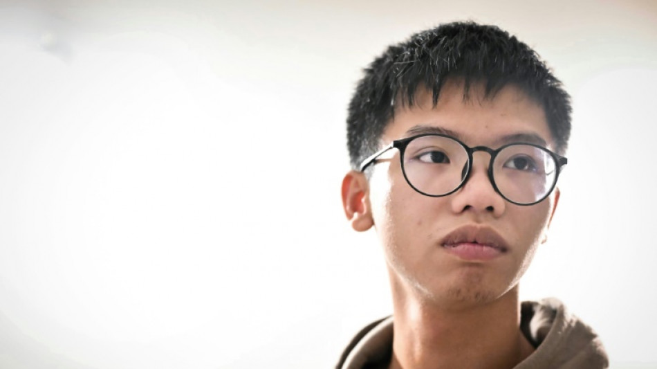 Activista hongkon&eacute;s que huy&oacute; al Reino Unido denuncia la presi&oacute;n policial china