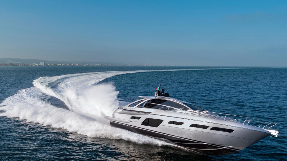 Kkcg vuole salire al 29,9% di Ferretti, Opa parziale a 3,50 euro