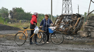 L'Ukraine dit avoir d&eacute;couvert "450 tombes" dans une ville reprise aux Russes