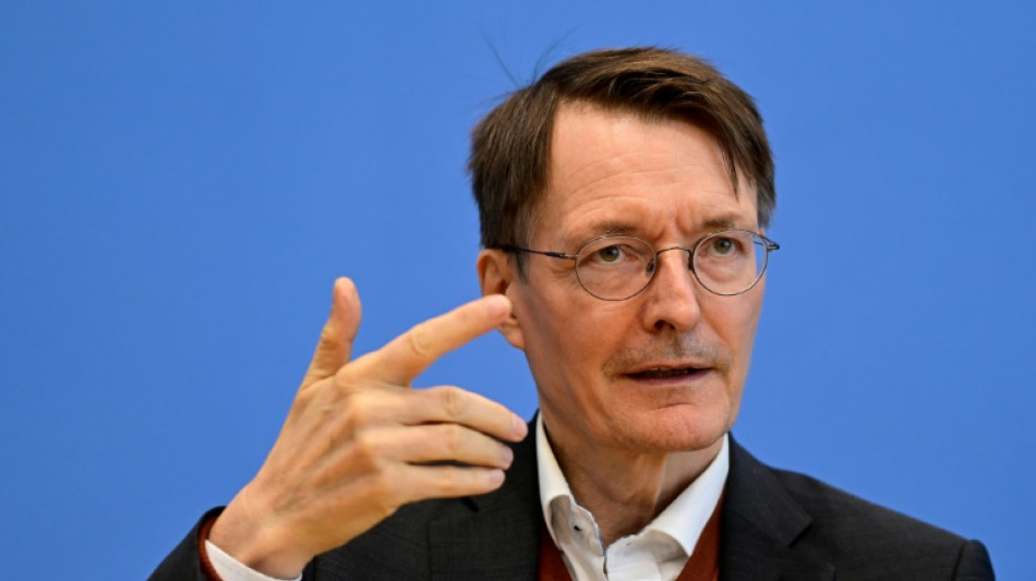 Gesundheitsminister Lauterbach will Klinikaufenthalte reduzieren