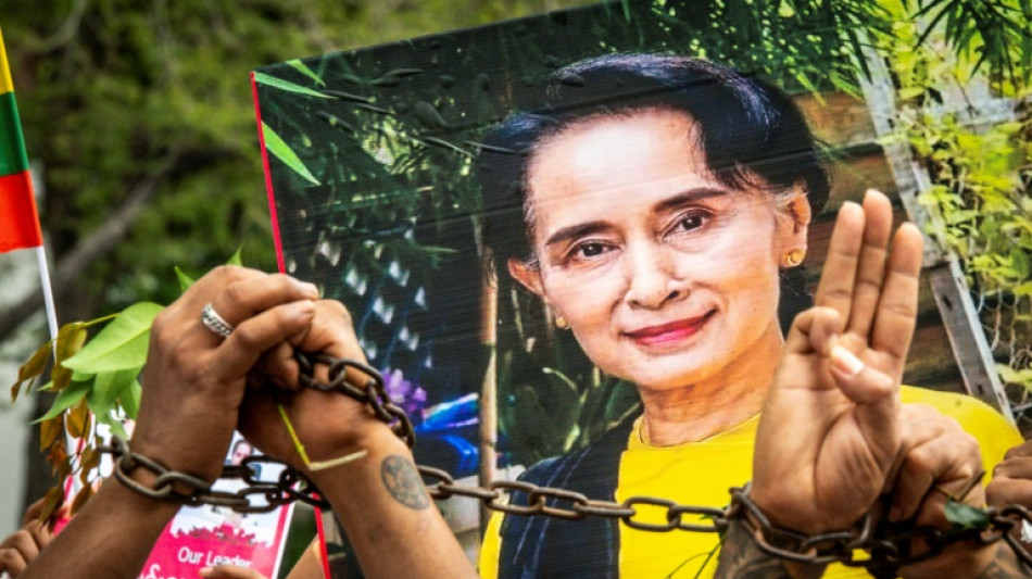 Birmanie: fin du proc&egrave;s d'Aung San Suu Kyi condamn&eacute;e au total &agrave; 33 ans de prison