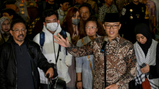 First group of Indonesians evacuated from Iran arrive home