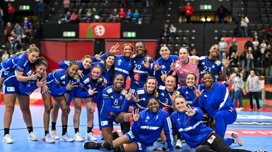 Hand/Euro-2024: les Bleues s&eacute;rieuses contre le Portugal en attendant la suite