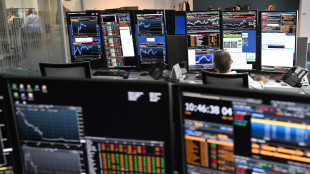 Borsa: Milano consolida il rialzo, in luce Lottomatica e Stm