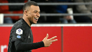 L1: Paris s'empare de la t&ecirc;te apr&egrave;s un tripl&eacute; de Mbapp&eacute; &agrave; Reims