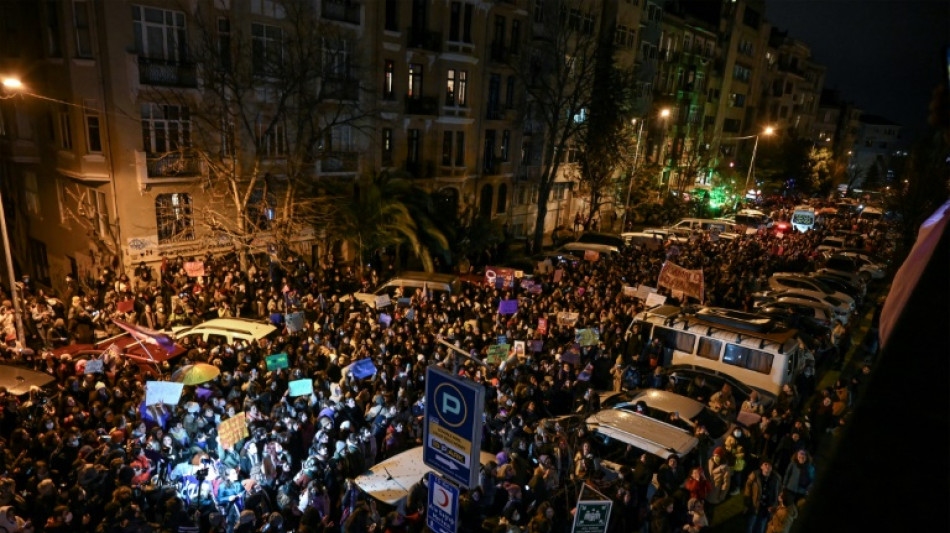 &Uuml;berschattet vom Ukraine-Krieg demonstrieren Frauen weltweit f&uuml;r ihre Rechte