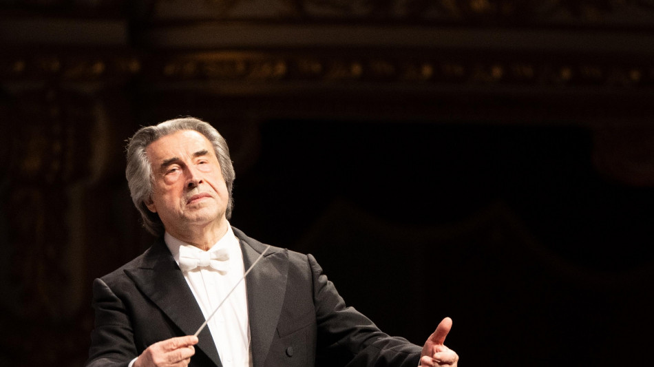 Riccardo Muti e l'orchestra Cherubini nel carcere di Milano-Opera
