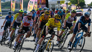 Vingegaard wins inaugural Singapore Criterium