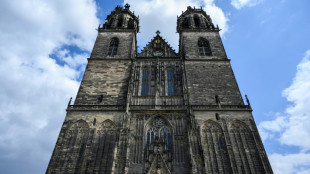 Gebeine Ottos des Gro&szlig;en werden in Magdeburger Dom feierlich beigesetzt