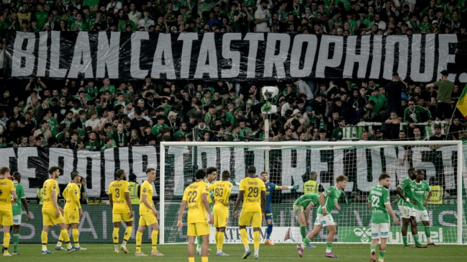 Ligue 1: Saint-Etienne relégué, Nice, Lille et l'OL accrochent l'Europe