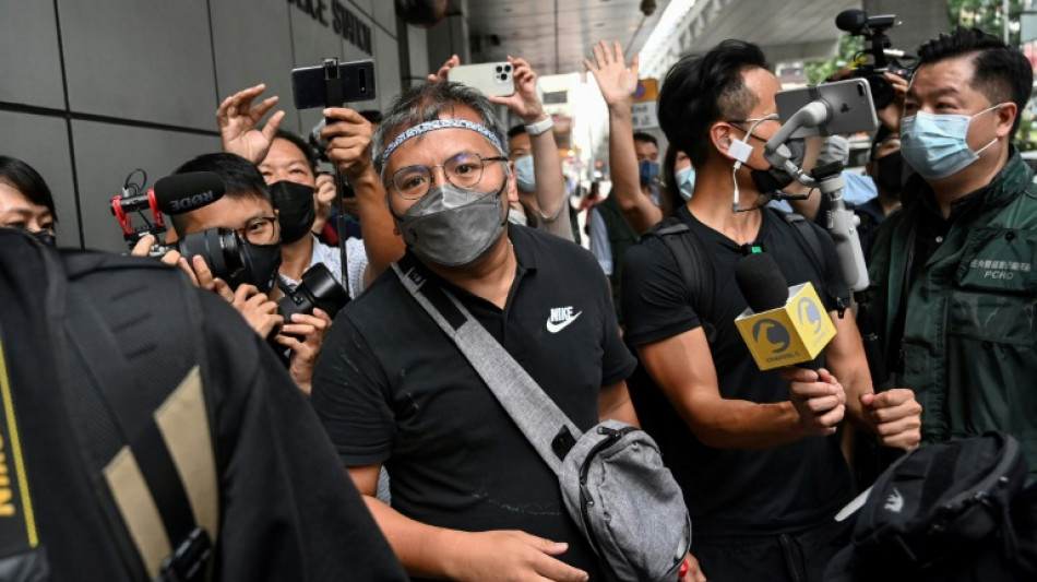Hong Kong: le pr&eacute;sident du syndicat des journalistes inculp&eacute; avant son d&eacute;part pr&eacute;vu pour l'&eacute;tranger