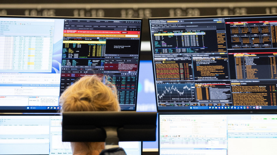 Borsa: l'Europa corre col petrolio e il dialogo Cina-Usa
