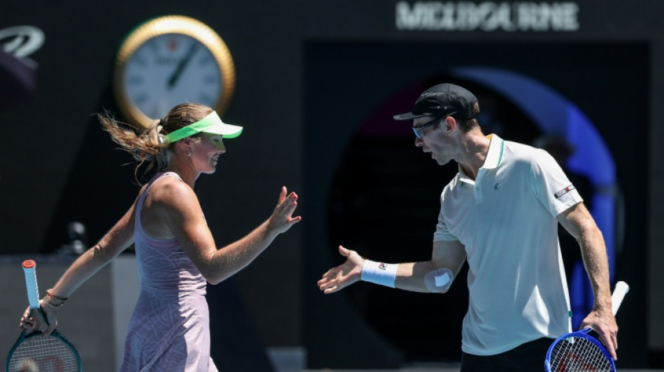 Peers and Gadecki retain Australian Open mixed-doubles crown