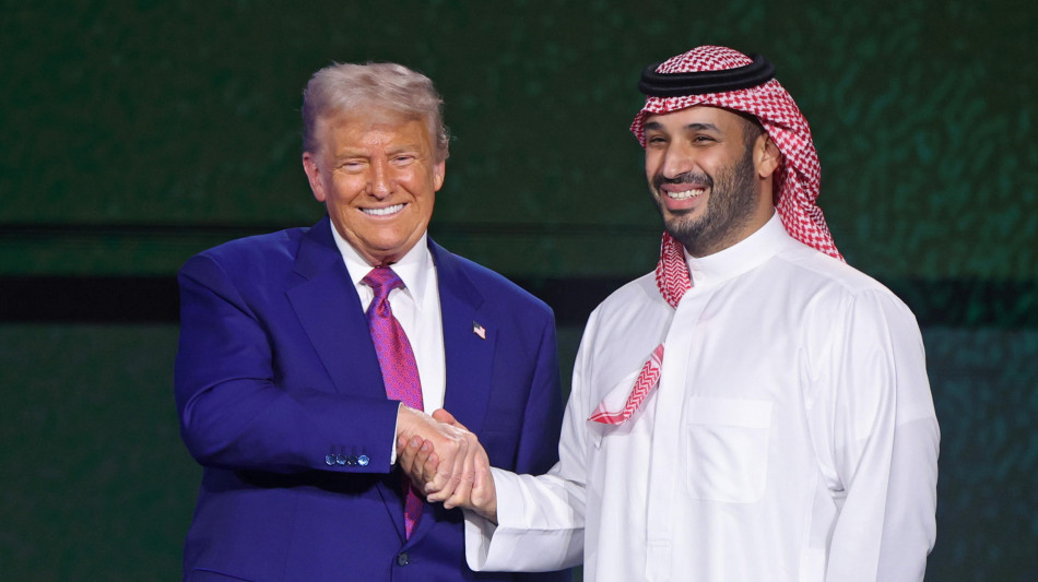 Trump, conflitto interessi con Riad? 'Fake news'
