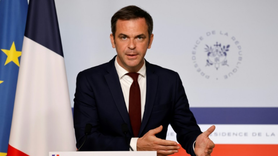 H&ocirc;pitaux sous tension: "pas un probl&egrave;me de salaires" mais "d'organisation" dit V&eacute;ran