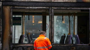 Indigna&ccedil;&atilde;o na Irlanda por confrontos em Dublin ap&oacute;s ataque com faca