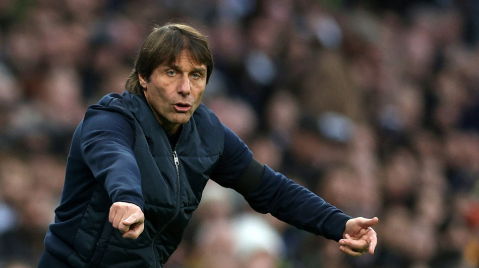 Verlust von drei Freunden: Conte l&auml;sst Fu&szlig;ball-Zukunft offen