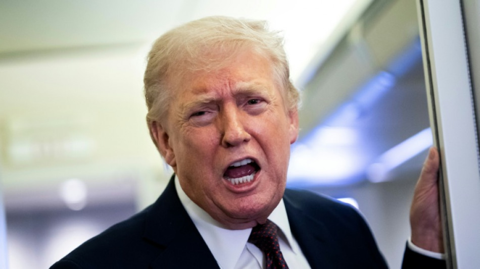 Stocks rise on peace hopes, oil mixed