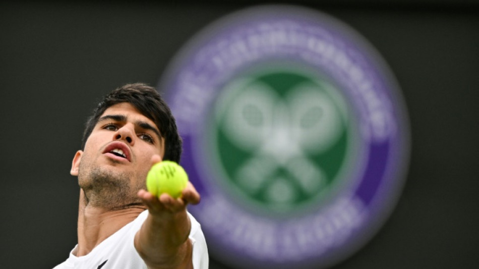 Wimbledon: Alcaraz monte en puissance, Medvedev chahut&eacute;