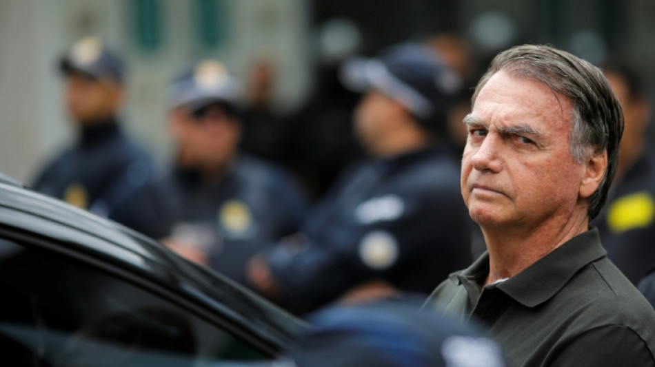 Jair Bolsonaro apresenta recurso no STF contra condena&ccedil;&atilde;o a 27 anos de pris&atilde;o