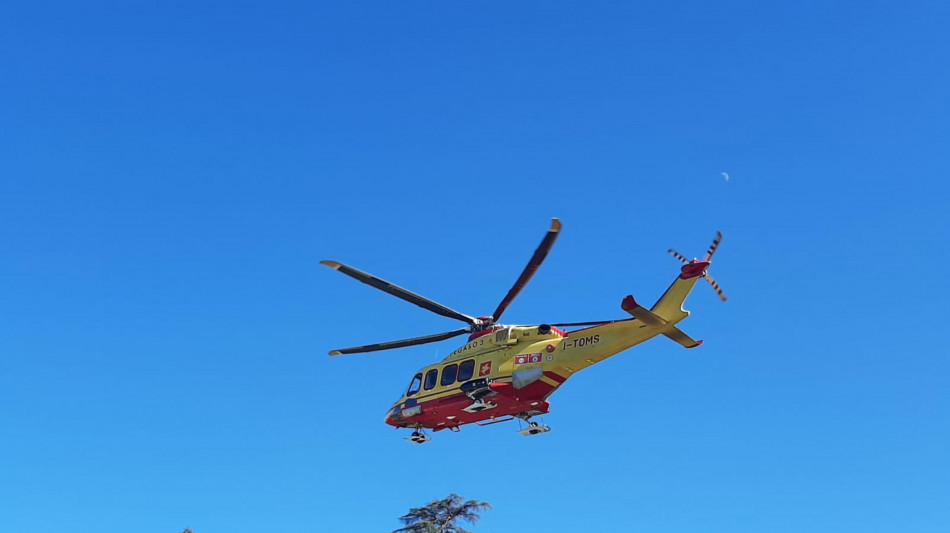 ++ Bimbo muore in schianto sull'autostrada, era in moto col padre ++