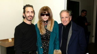 LVMH vende la marca de moda Marc Jacobs a WHP Global
