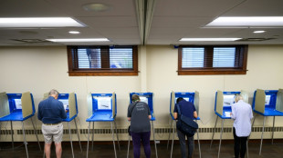 Resultado dividido para la izquierda y el centro en primarias dem&oacute;cratas de EEUU
