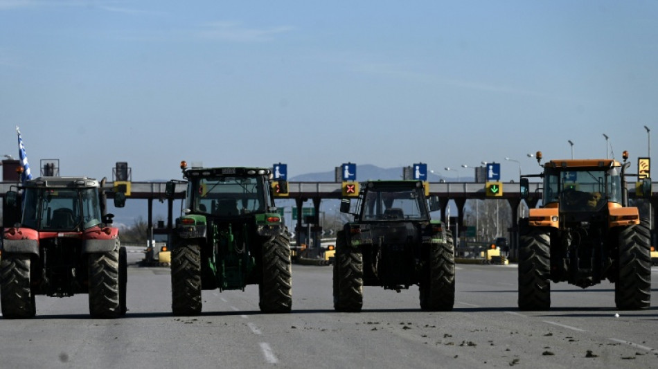 Blocage des agriculteurs grecs: le gouvernement met en garde contre l'escalade