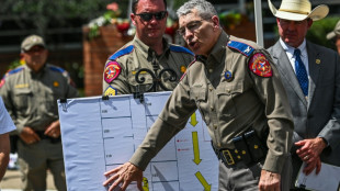 La police texane fait son mea culpa apr&egrave;s la tuerie d'Uvalde
