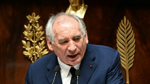 Parlamento derruba o segundo governo da França em nove meses