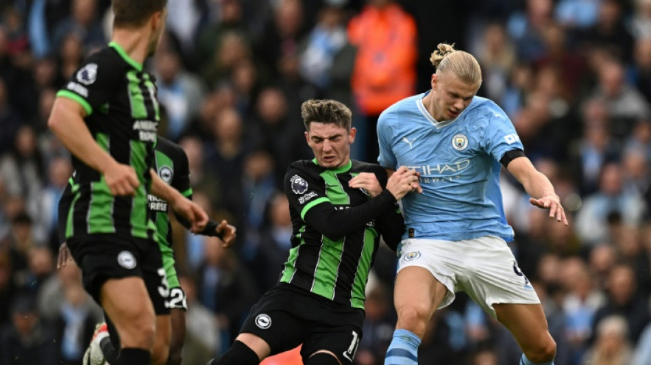 Foot: Manchester City retrouve l'&eacute;lan, Liverpool reste mena&ccedil;ant